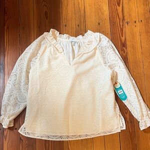 Pioneer woman NWT blouse
